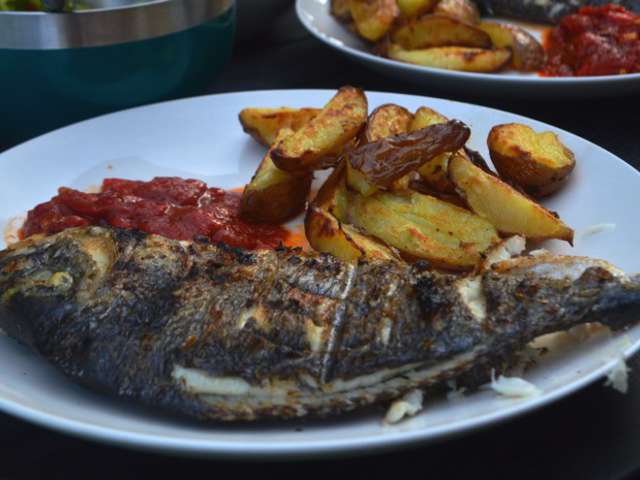 griller son poisson au barbecue