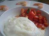 Salade de tomates et son espuma de mozzarella au basilic