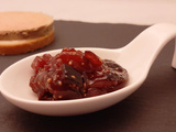 Chutney de figues fraîches avec oignons, épices et miel. Une recette pour Noël