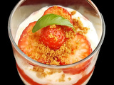 Verrine fraise spéculoos. Une recette de gariguette pour un dessert facile qui impressionne