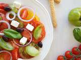 Salade grecque aux tomates multicolores