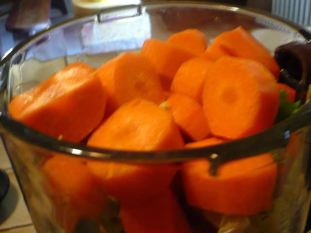 Soupe carotte cumin au blender chauffant  Soupe carotte cumin, Recettes  blender, Blender chauffant