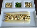 Asperges blanches sauce aux œufs d’Hélène Darroze