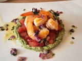Gambas à la mousse d’avocat et gremolata d’ail