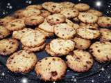 Petits biscuits sablés aux carambars et poudre d'amande