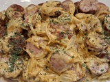 Saucisses de Montbéliard mijotées à la sauce moutarde et aux oignons