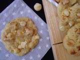 Cookies aux noix de macadamia caramélisées et chocolat blanc
