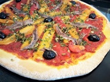 Pizza poivrons anchois
