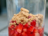 Fraises au sirop d’érable en crumble de speculoos