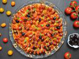 Pizza aux tomates cerise olives origan frais
