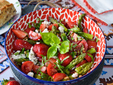 Salade asperges tomate fraises feta