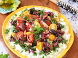 Salade burrata, tomates, concombre et olives