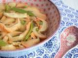Soupe chinoise poulet pleurotes roses