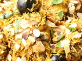 Machboos de poulet et de riz au citron séché comme dans les Pays du Golfe Persique (Kabsa)