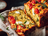 Cake à la tomate du placard