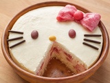 Gâteau Hello Kitty moelleux à la fraise
