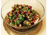 Invitation au voyage : Zeytoon parvardeh...à ma façon : salade d'olives vertes au zaatar et à la grenade