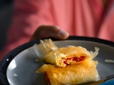 Feuilletés au poivron et la feta, de Dina Nikolaou