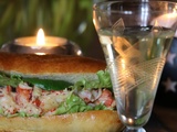 Lobster rolls, le petit sandwich homard et mayonnaise...Pour un brunch chic et gourmand à déguster pendant les fêtes