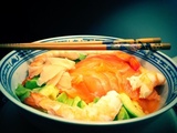 Chirashi sushi au saumon