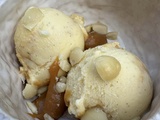 Glace vanille macadamia caramel