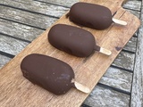 Glaces vanille et magnums chocolat