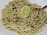 Spaghetti,sauce à l'avocat et citron vert
