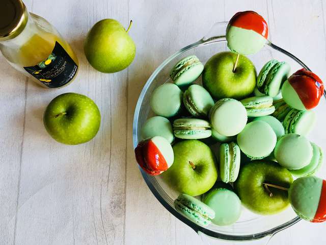 Recette Mini-pommes d'amour au caramel (facile, rapide)