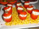 Tomates cerises farcies au fromage frais sur un lit de mais/défis de cuisine