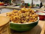 Popcorn caramélisé aux arachides, façon « Cracker Jack »