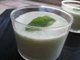Soupe glacée concombre-menthe