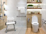 Liste des aides pour rénover une salle de bain Senior en 2025