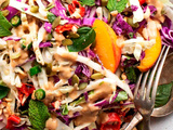 Salade d’été asiatique (chou croquant et pêche) : Une recette fraiche et de saison qui va vous régaler