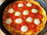 Omelette pizza à la mozzarella et à la tomate