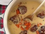 Paupiettes de poulet à la crème, carottes et champignons