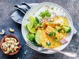 Saumon, brocolis et riz, sauce cajou-curry