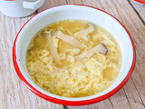 Beoseot Dalgyal Guk / Soupe d’oeuf au champignon / 버섯달걀국