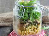 Salad Cesar in a Jar | Salade Cesar à emporter
